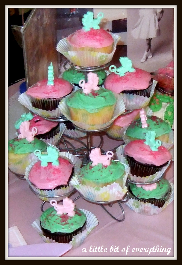 Baby Shower Cakes And Cupcakes