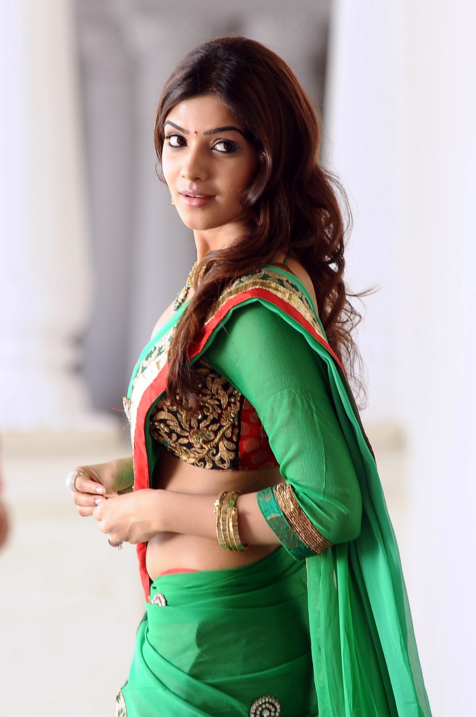Samantha Telugu Actress Hot In Saree